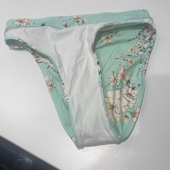 PQ Swim Pily Q high waisted bikini bottom. posies print - Picture 6 of 7